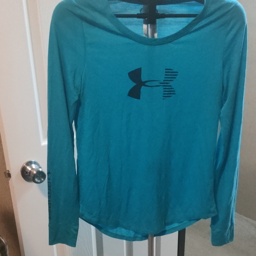 Women's UNDER ARMOUR TOP